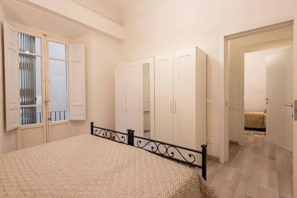 Apartments Florence-4 Bedroom In Pellicceria
