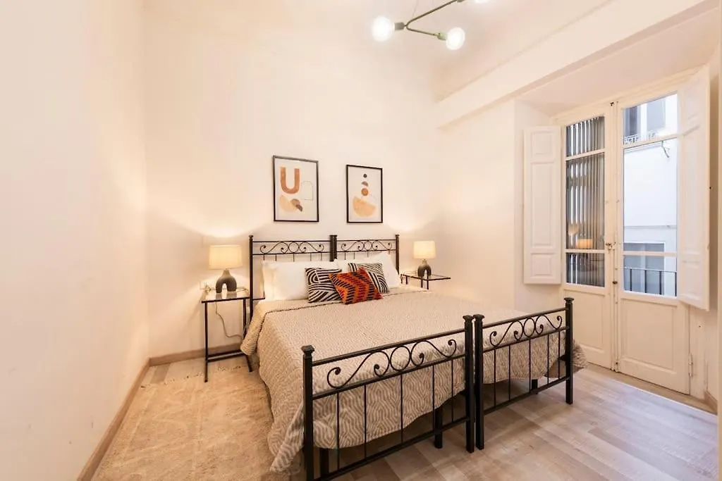 Apartments Florence-4 Bedroom In Pellicceria 0*, Florencja
